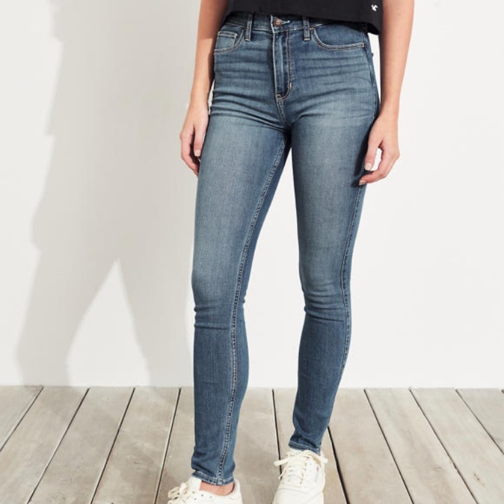 Medium Wash High-Rise Super Skinny Jeans